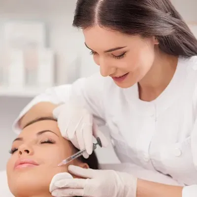 Hyaluronic Acid Injections for Youthful Facial Definition | Glamorous Clinic Dubai